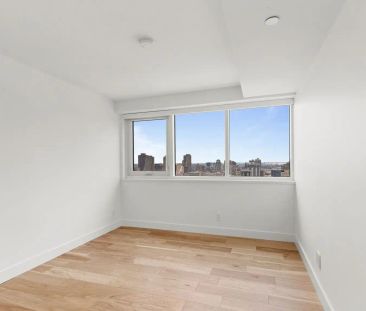 3460 Peel Street — 3 Bedroom - unit 2002 - Photo 1