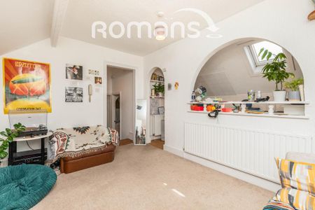 2 bedroom flat to rent - Photo 2