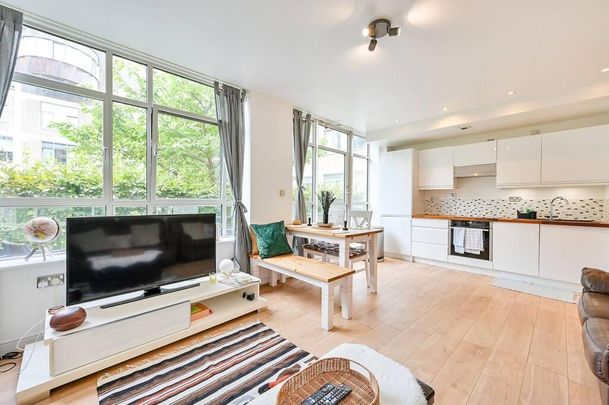 2 Bed Flat, Wallis House, TW8 - Photo 1
