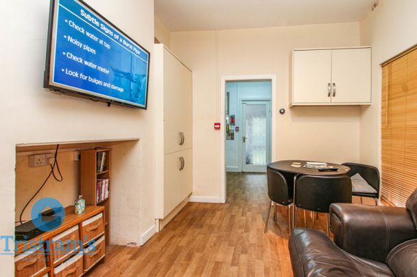 1 bed Shared House for Rent - Photo 1