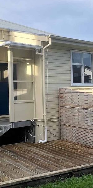 Newtown 4 Bedrooms - Photo 1