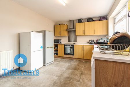 1 bed Shared House for Rent - Photo 4