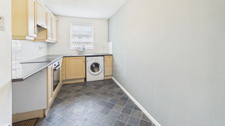 Finsbury Close, Great Sankey, WA5 - Photo 3