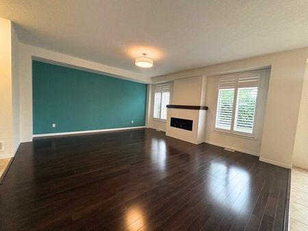 $2,849 / 3 br / 2.5 ba / 23 Irongate dr - Photo 3