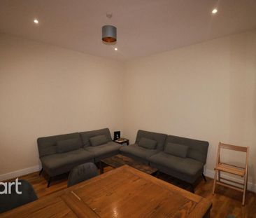 1 bedroom in a house share to rent - Photo 2