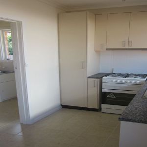 Close to all amenities - Photo 3