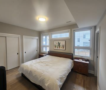 427 Ravenhill Avenue - 1 - Photo 5