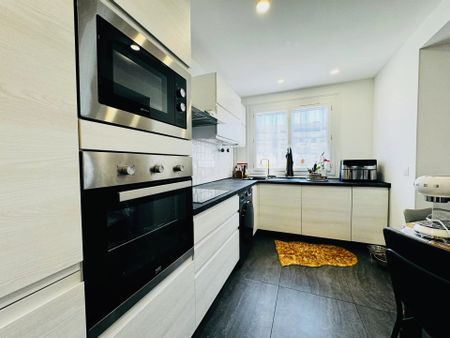 Location Appartement 4 pièces 64 m2 à Saint-Laurent-du-Var - Photo 3