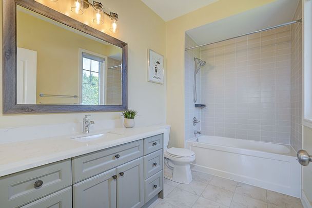 For Lease - 96 Match Point Court, Aurora, Ontario - Photo 1