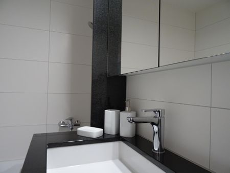 sonnige 4 1/2-Zimmerwohnung - Photo 3