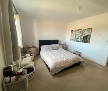 2 bedroom House To Let - Photo 4