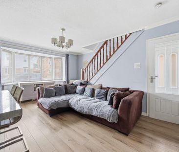 3 bedroom House To Let - Photo 3