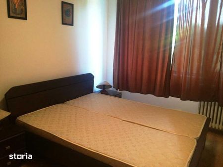Inchirieri apartamente 2 camere - Fotografie 3