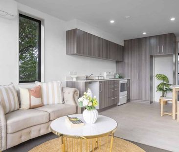 Modern Living - Photo 2