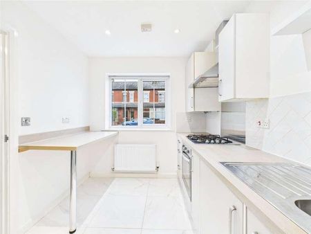 Kennedy Road, Salford, Greater Manchester, M5 - Photo 5