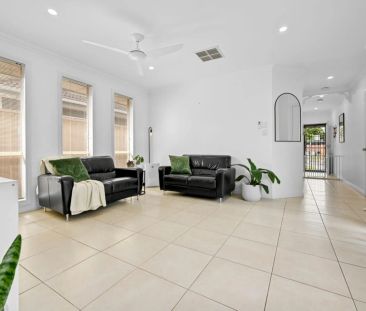 Spacious, Modern Elegance, and Perfectly Located Coastal Gem 3 Beds... - Photo 5