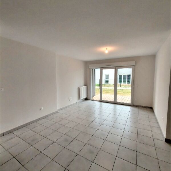 Location Appartement 2 pièces 40m² LA ROCHELLE 17000 - Photo 1