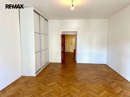 Pronájem bytu 3+kk 137 m², Kubelíkova 1548, Praha - Fotografie 3