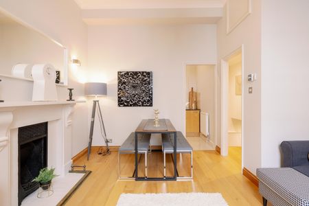 2 Bed Flat, Denbigh Street, SW1V - Photo 5