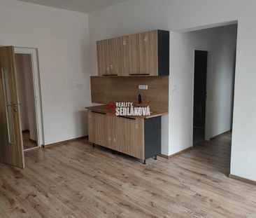 Pronájem bytu 3+kk 75 m² - Fotografie 1