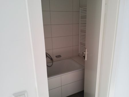 Großzügige 3-Zimmer-Wohnung in Detmerode // 3.OG Wohnung 1 - Photo 3