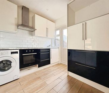 Grasmere Avenue, Whitton, Hounslow, TW3 2JQ - Photo 2