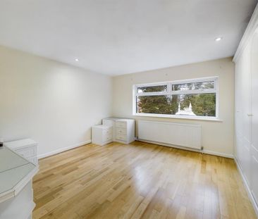 5 bedroom detached house to rent - Photo 5