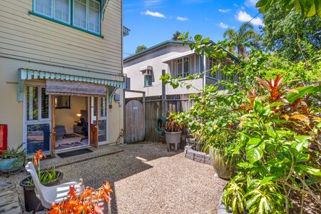 3/47 Smith Street, Cairns North QLD 4870 - Photo 4