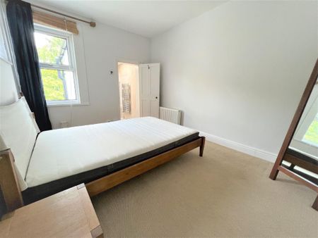2 bedroom terraced house to rent - Photo 5