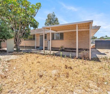 Comfortable Living with Poolside Fun - Move in ASAP! - Photo 4