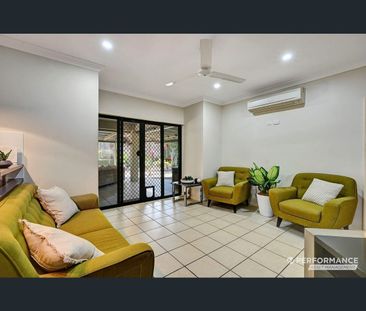 15 Heliconia Court, Mount Louisa, Qld 4814 - Photo 1