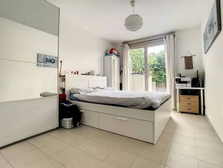 Appartement de 5 pièces avec terrasse et jardin dans le village de Satigny - Photo 3