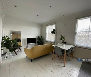 1 bedroom flat to rent - Photo 2