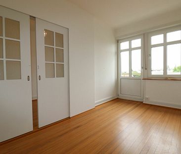 schöne 4-Zimmer-Altbau-Wohnung nähe Kaserne - ideal für 1-2 Personen - Foto 3