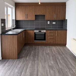 147 Thomas Street, Portadown, BT62 3BE - Photo 2