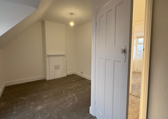 Station Road, West Drayton - Photo 1