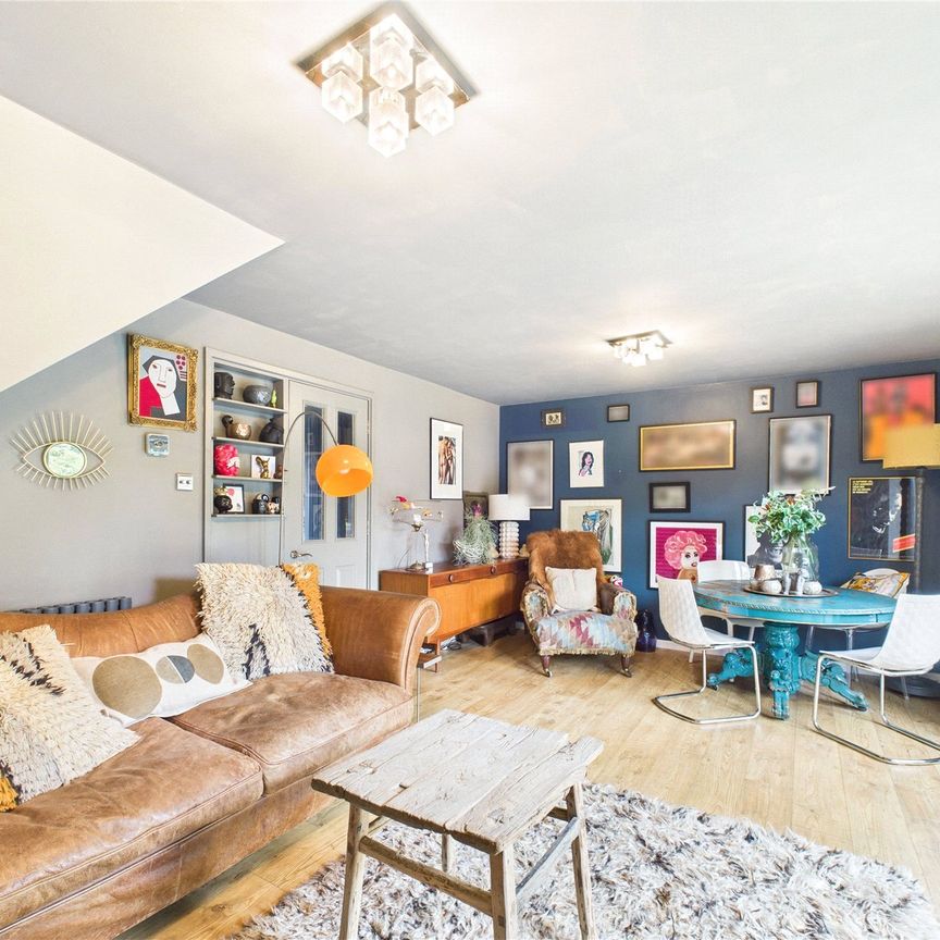 Gainsborough, Bracknell Gainsborough, Bracknell - Photo 1