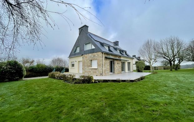 SAINT-YVI SUPERBE MAISON VIE DE PLAIN PIED 137m² - Photo 1