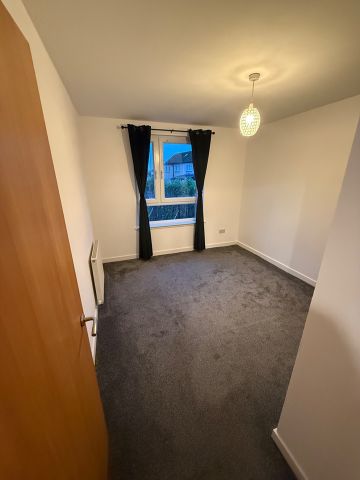 2 Bed Flat, Colonsay Close, EH5 - Photo 5