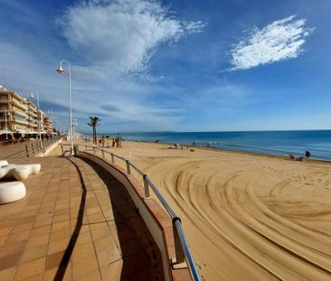 Apartamento de alquiler en Azorin, 18, Guardamar Playa - Photo 2