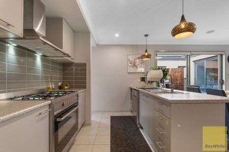 Beautiful East facing home in Gateway Estate! - Photo 3