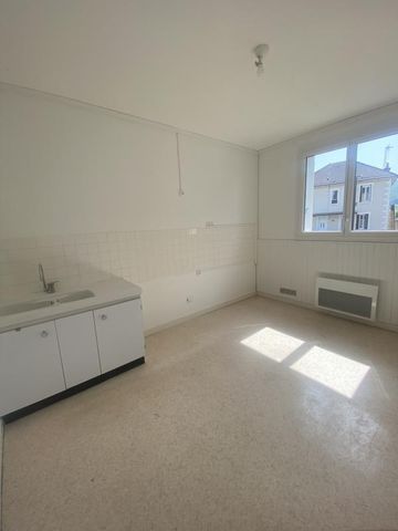Location Appartement 2 pièces 53m² LE CREUSOT 71200 - Photo 4