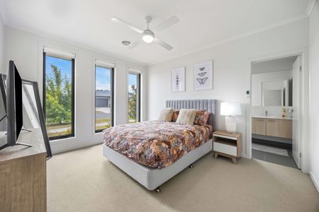 MODERN FAMILY LIVING IN PRIME ALFREDTON LOCATION - Photo 4