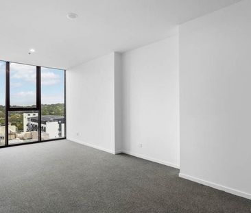 Modern and spacious 3-bedroom apartment at Grand Central Towers - Photo 4