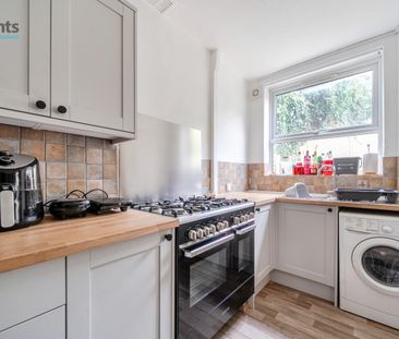 4 bedroom terraced house to rent - Photo 4