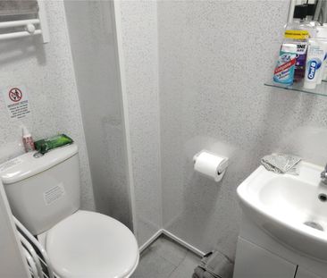 Ffordd Y Ffynnon, Bangor, Gwynedd, LL57 - Photo 3