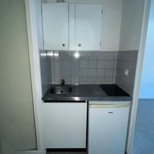 Location Appartement 1 pièce 19m² CLERMONT FERRAND 63000 - Photo 3