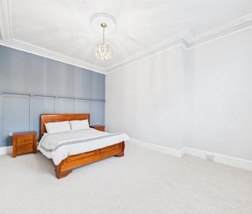 4 bedroom terraced house to rent - Photo 6