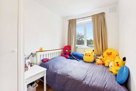 St. Gerards Close, Clapham South, SW4 - Photo 5