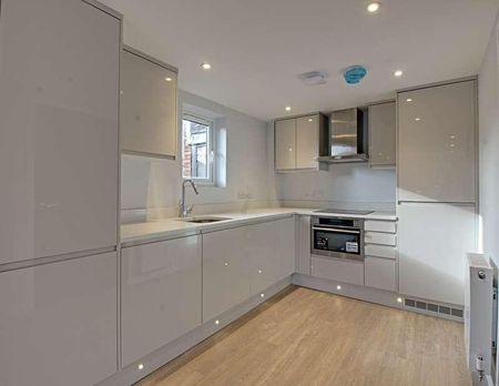 Liston House, Cromwell Gardens, Marlow, SL7 - Photo 5